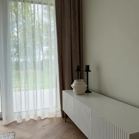 Nad Jeziorem Apartman *